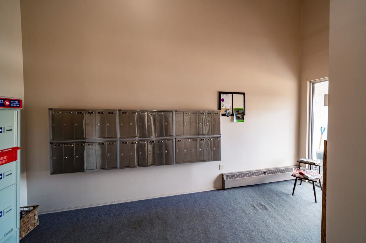 Fairview Apartments - Photo 5 of 31