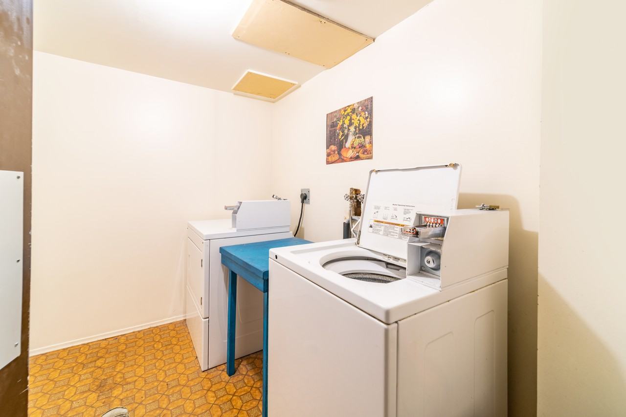 Fairview Apartments - Photo 6 of 31