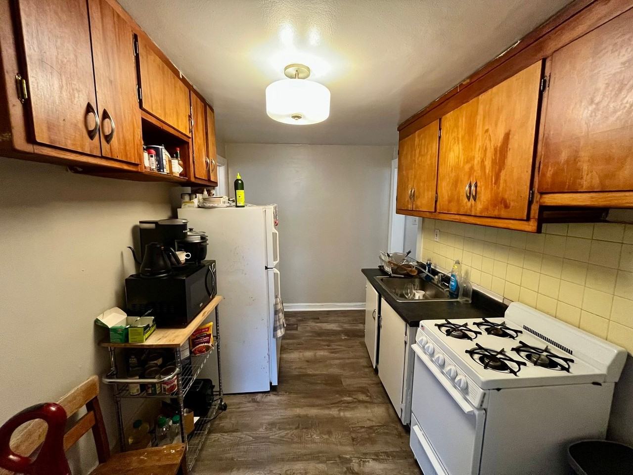 1709 E Park Pl - Photo 5 of 32
