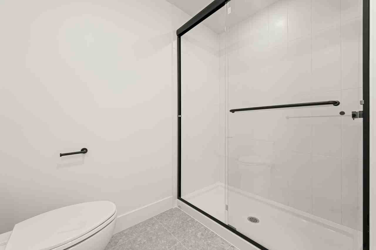 20769 Fraser Highway - Photo 14
