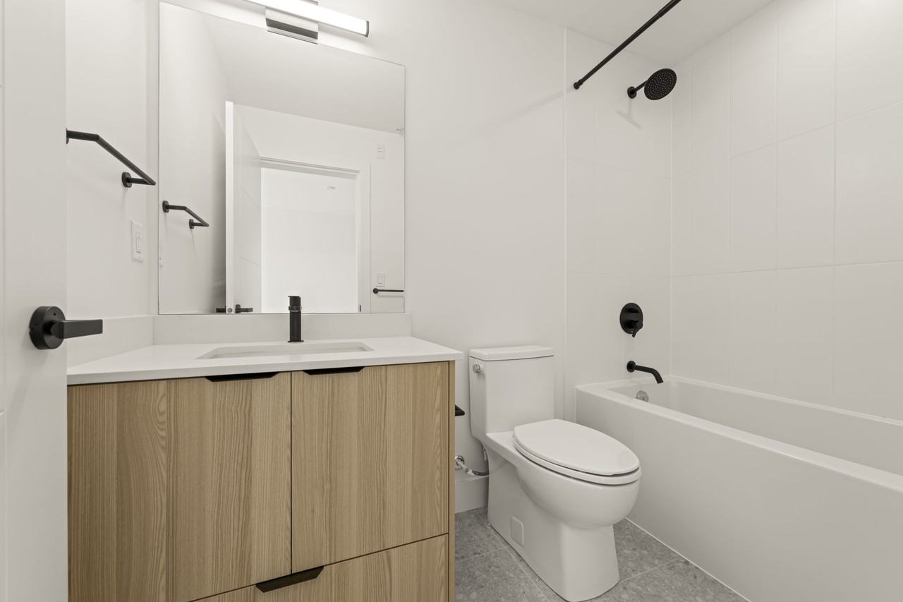20769 Fraser Highway - Photo 17