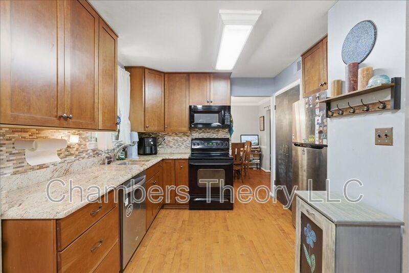 6002 Carrindale Ct - Photo 7 of 45