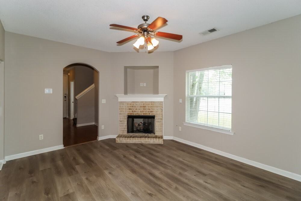 1262 Carlton Ridge Dr - Photo 4 of 17
