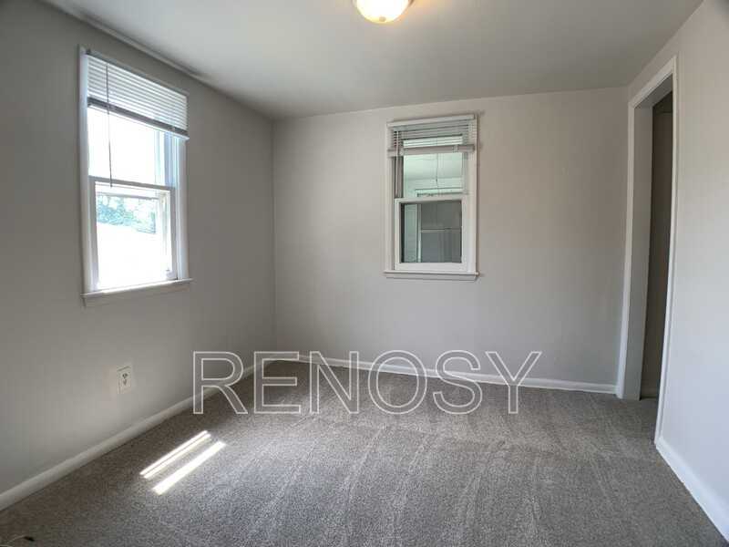 4754 Ne 27th Ct - Photo 4 of 13