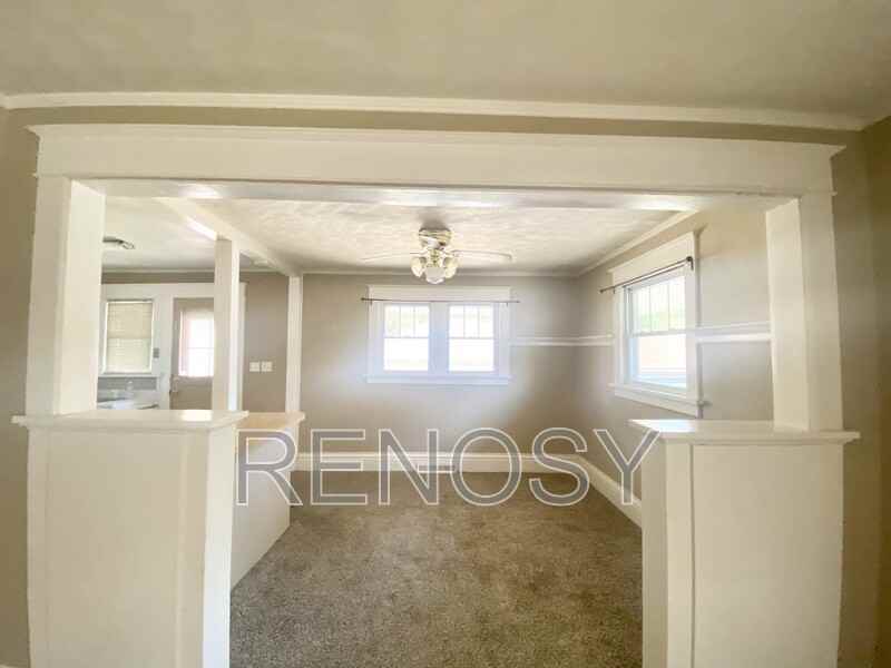 1829 48th St - Photo 6 of 18