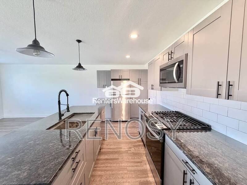 2103 Willis Ave - Photo 3 of 26