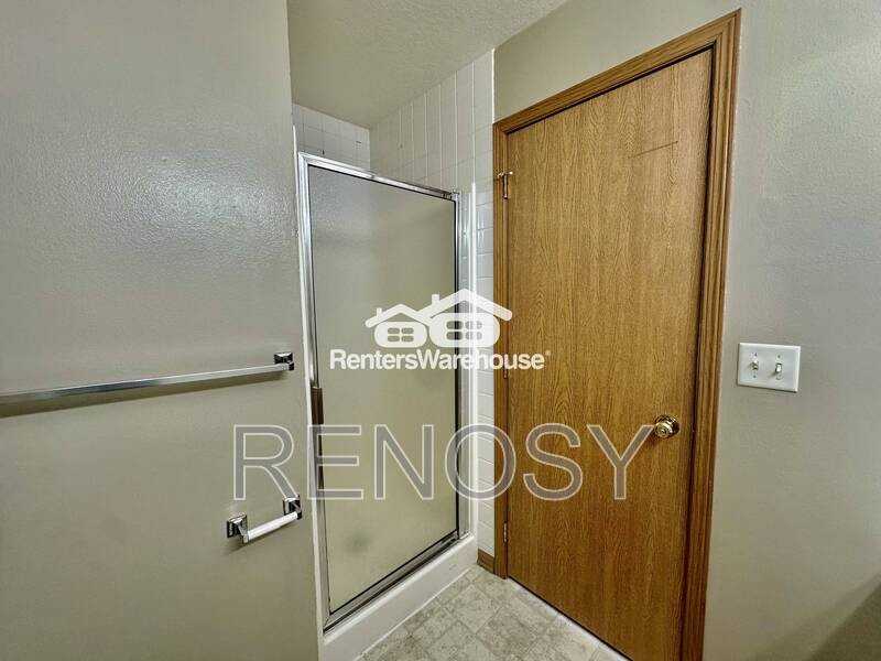5924 Sutton Pl #10 - Photo 6 of 27