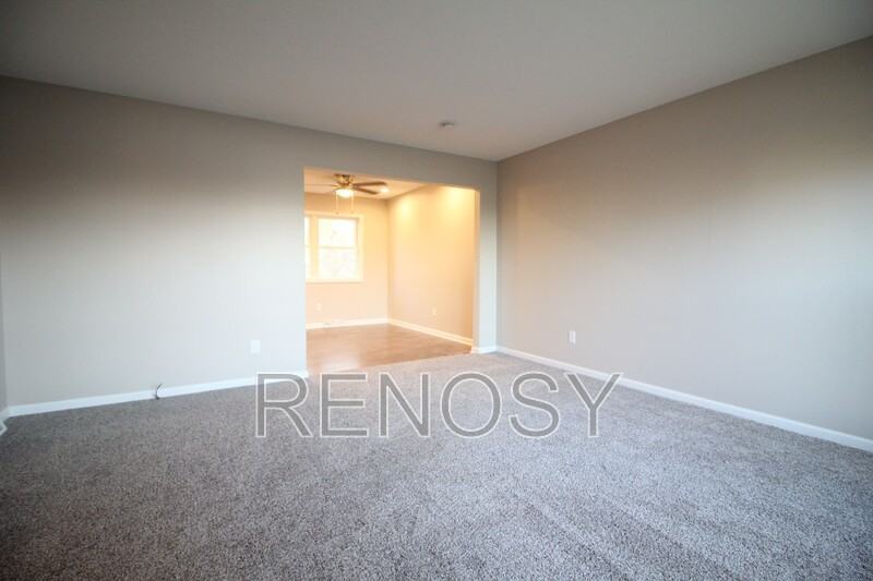 4926 Madison Ave - Photo 3 of 37