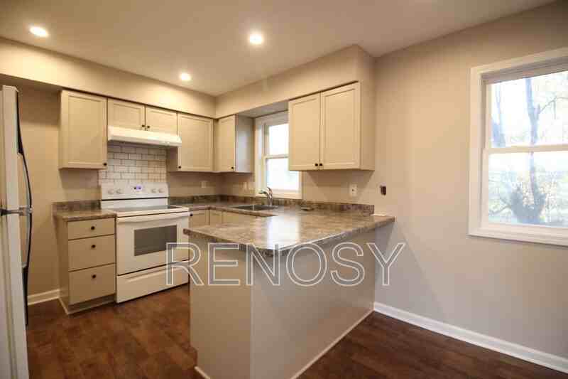 4926 Madison Ave - Photo 5 of 37