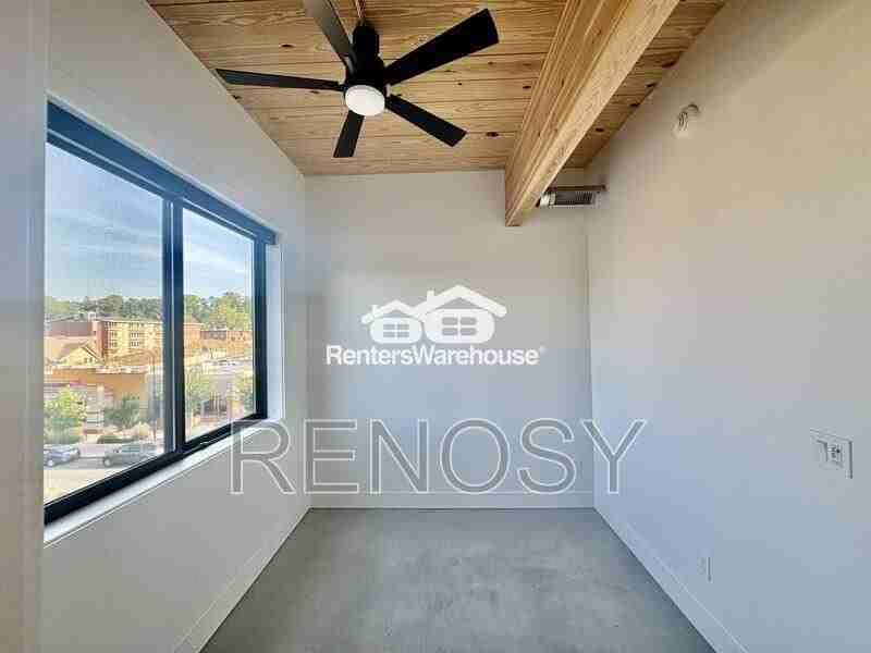 2701 Ingersoll Ave #204 - Photo 5 of 11