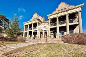 featured image of 669 17th St #667