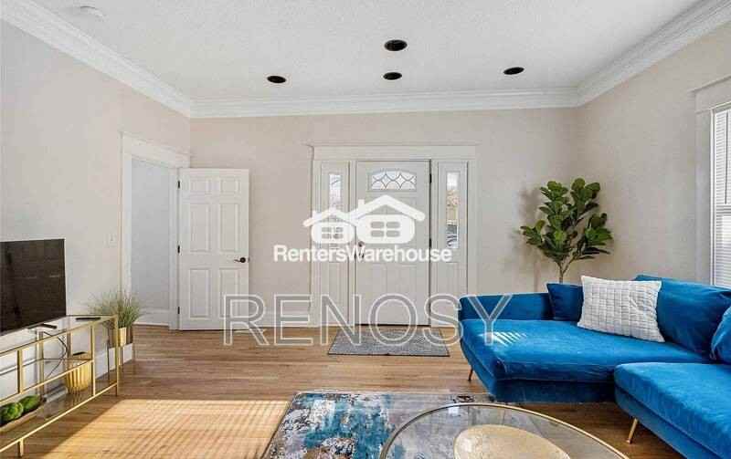 544 36th St #1 - Photo 7 of 11