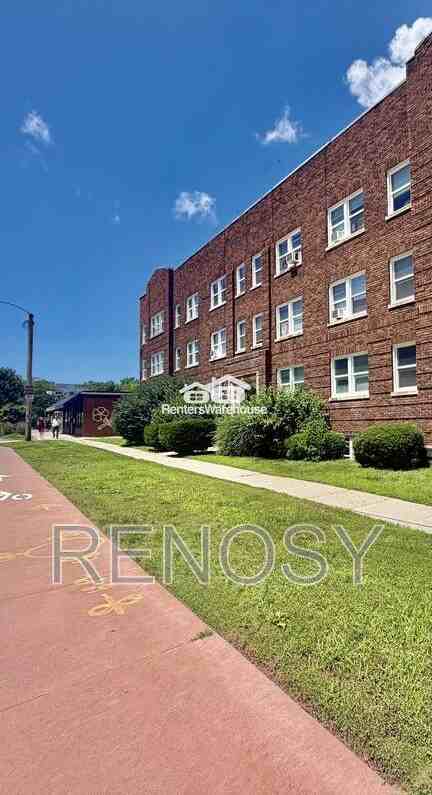 3607 Ingersoll Ave #309 - Photo 3 of 22