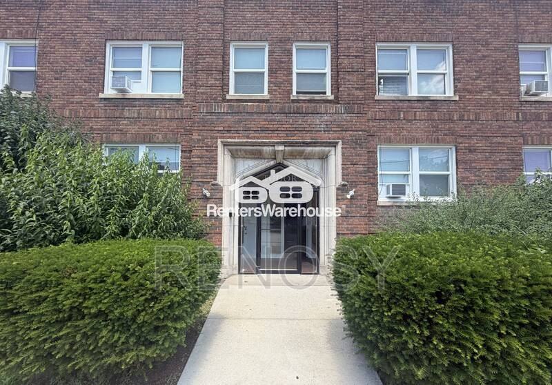 3607 Ingersoll Ave #307 - Photo 3 of 9