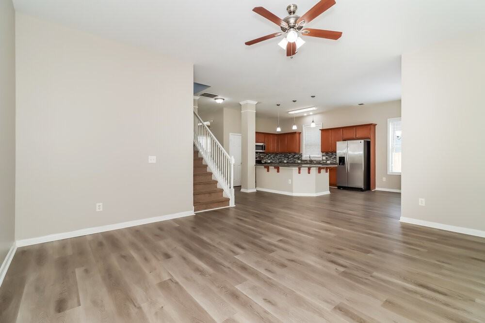 34 Hiram Park Ct - Photo 5 of 17
