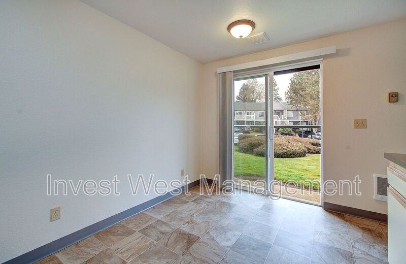 1895 Kingsley Rd #119 - Photo 4 of 11