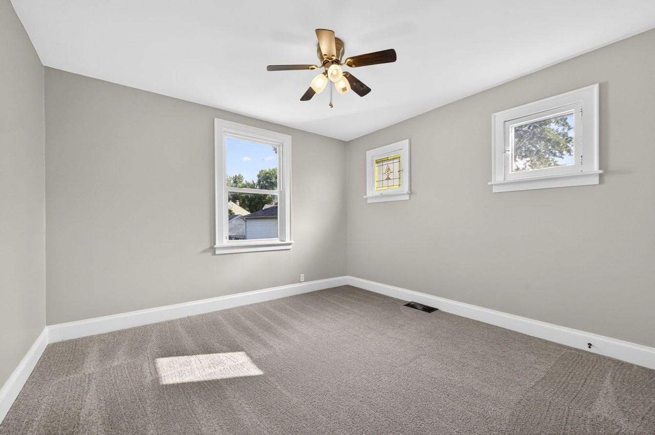 12 Lee Ave #1 - Photo 6 of 11