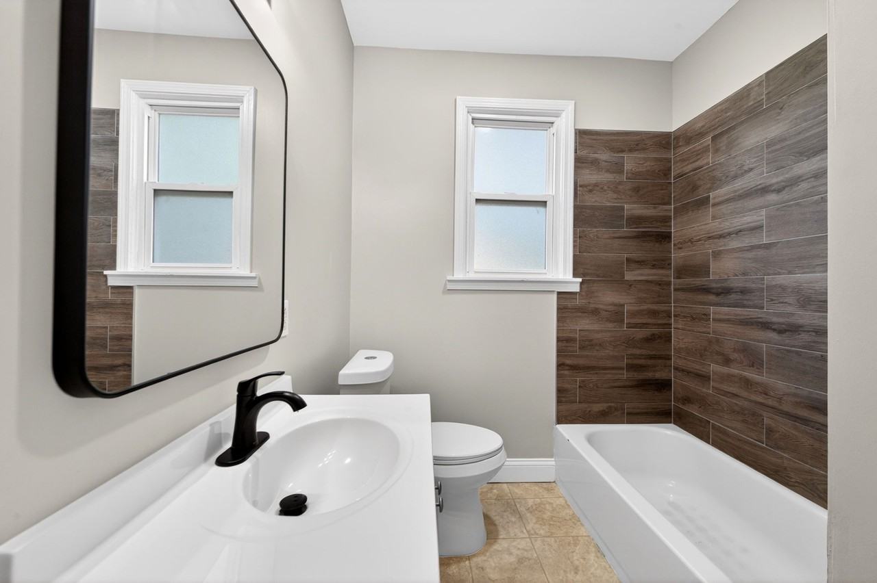 12 Lee Ave #1 - Photo 7 of 11