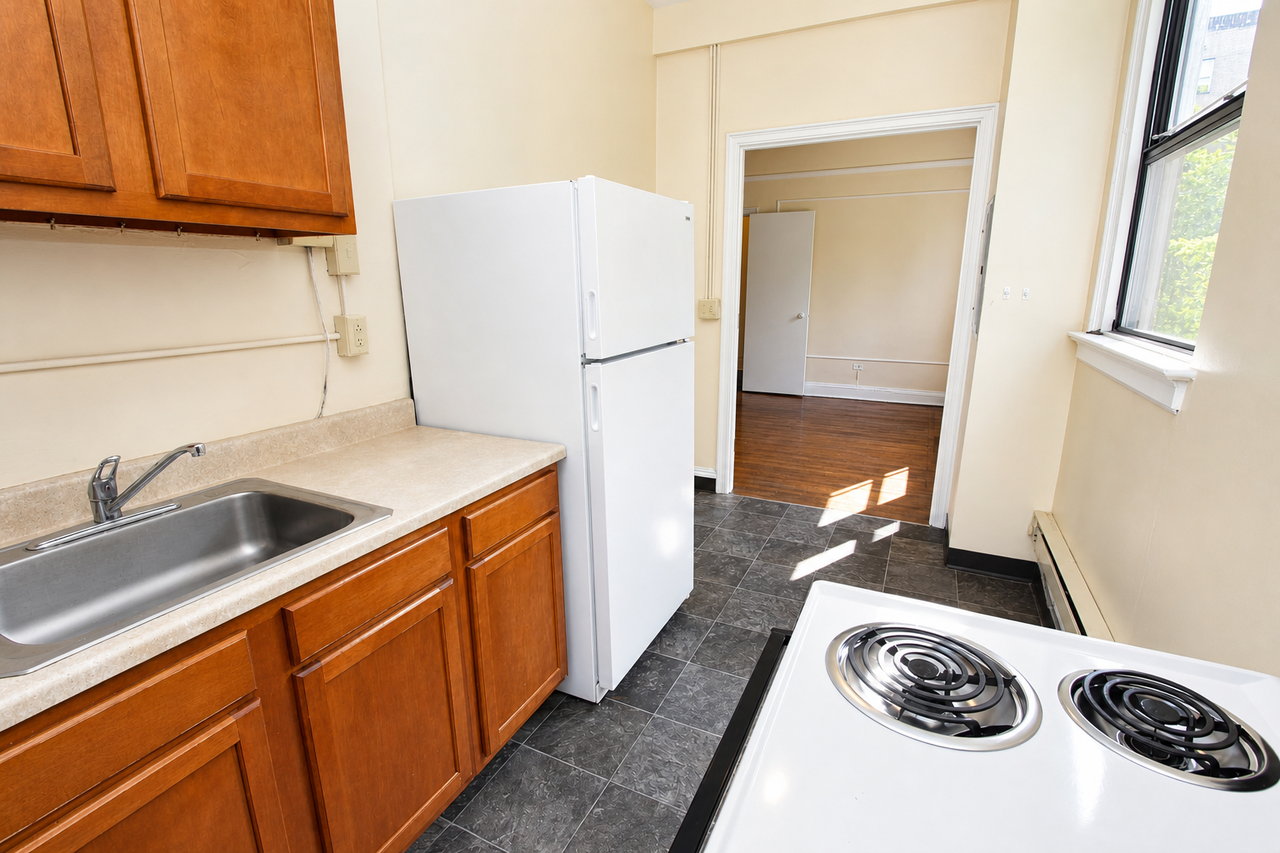 4720 CENTRE AVENUEAPT 1-G #1G - Photo 5 of 9