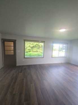 1003 6th Ave W #1003 - Photo 2 of 9