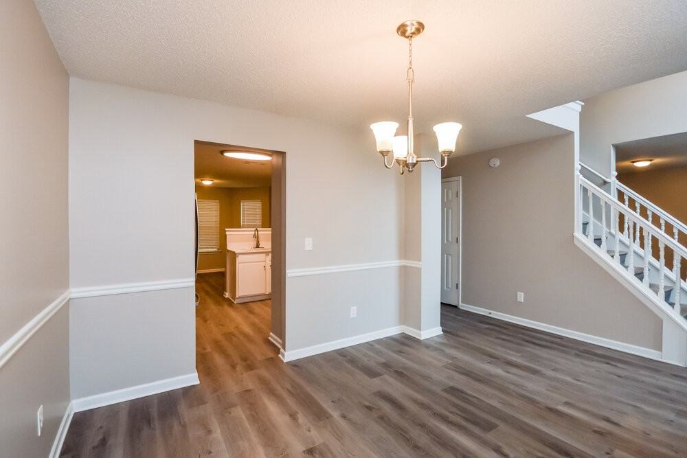 4178 Donna Way - Photo 6 of 17