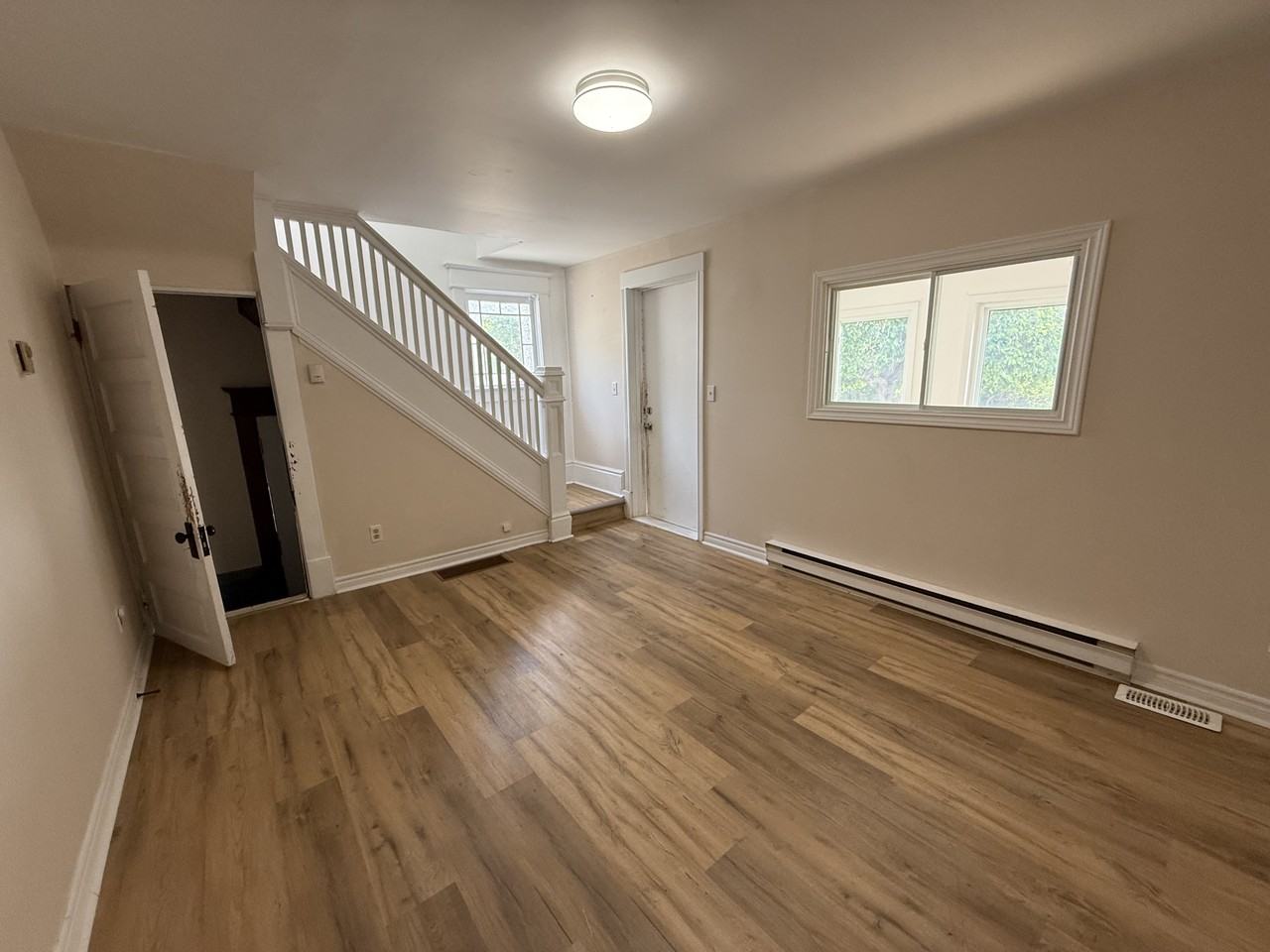 301 John St #1 - Photo 4 of 10