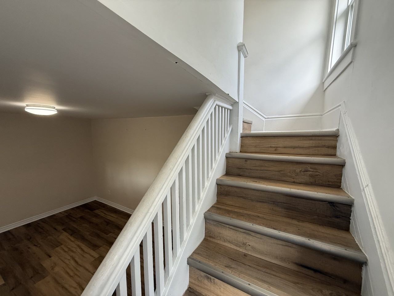 301 John St #1 - Photo 5 of 10