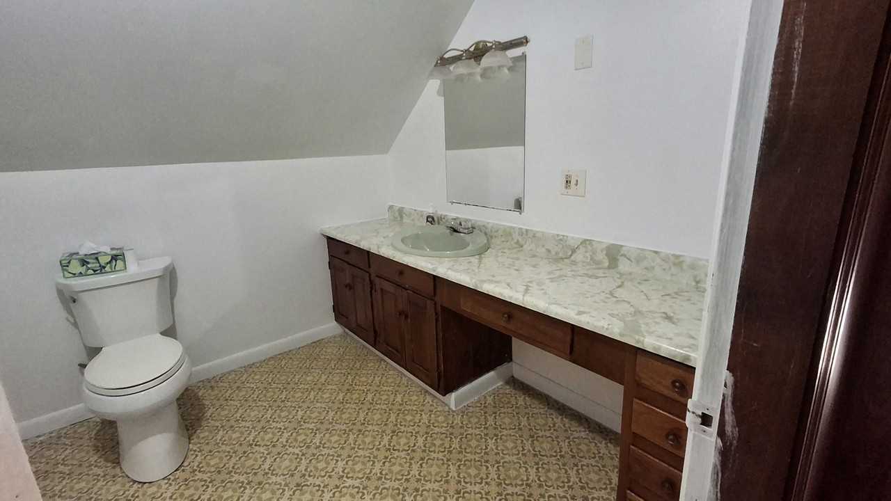193 Split Rock Rd #3 - Photo 4 of 17