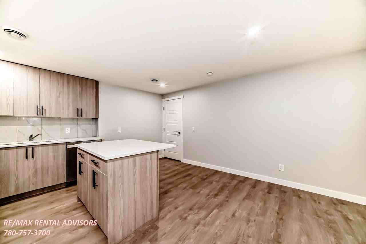 BSMT 404 Lucas Boulevard Northwest - Photo 3 of 14