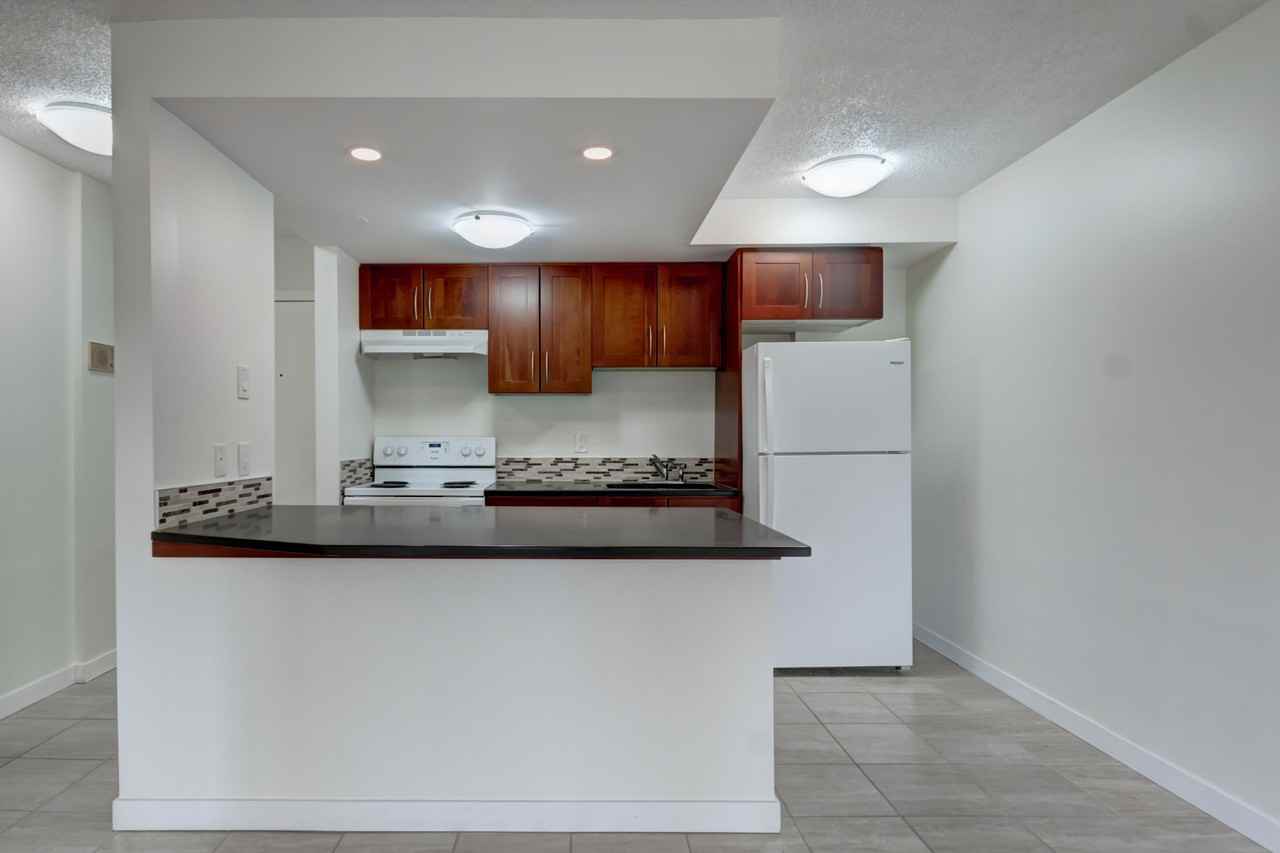 2015 11 Ave Sw - Photo 7 of 29