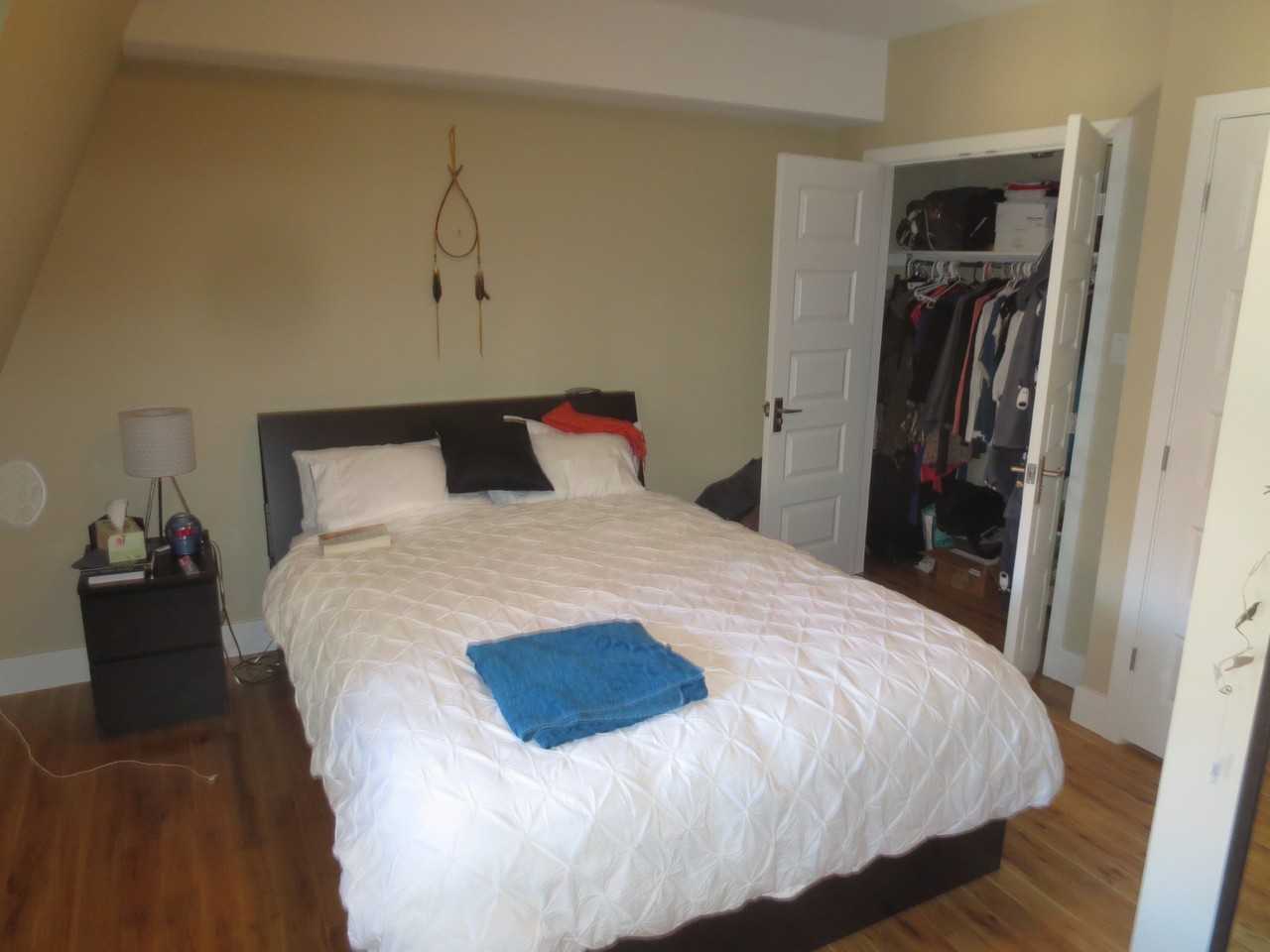 271 Mcleod St - Photo 7 of 11