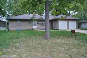 featured image of 10600 E 79th St