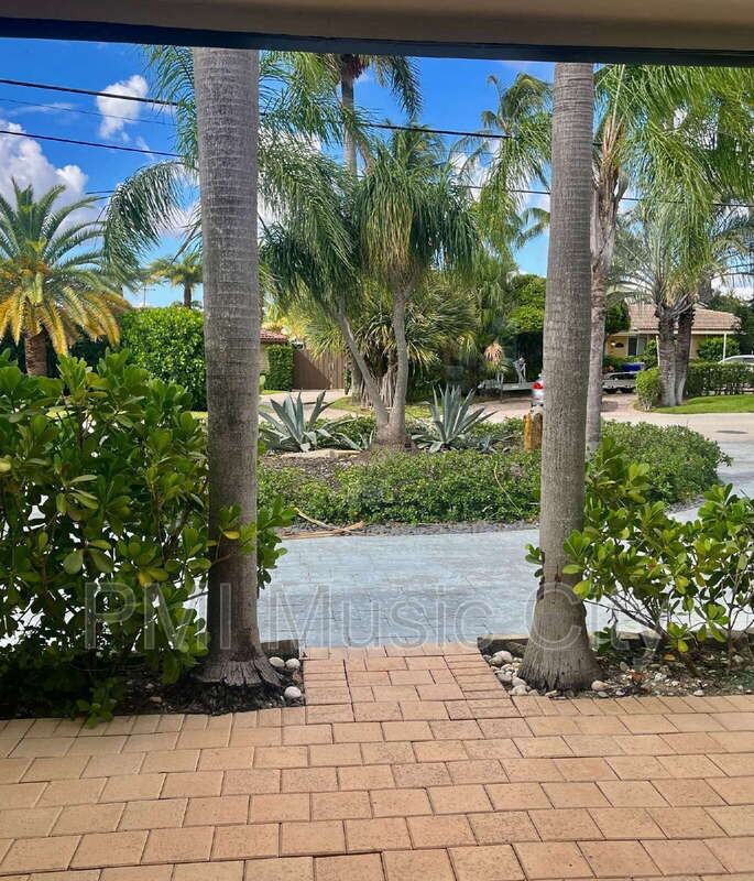 2264 Se 10th Ct - Photo 4 of 31