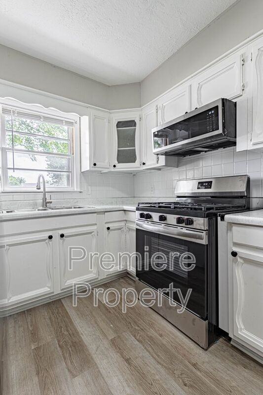 5504 E 101st St - Photo 4 of 11