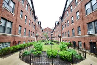 3300 W Schubert Ave #2B - Photo 1 of 1