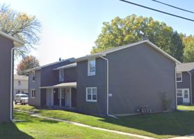 featured image of 983 7th St