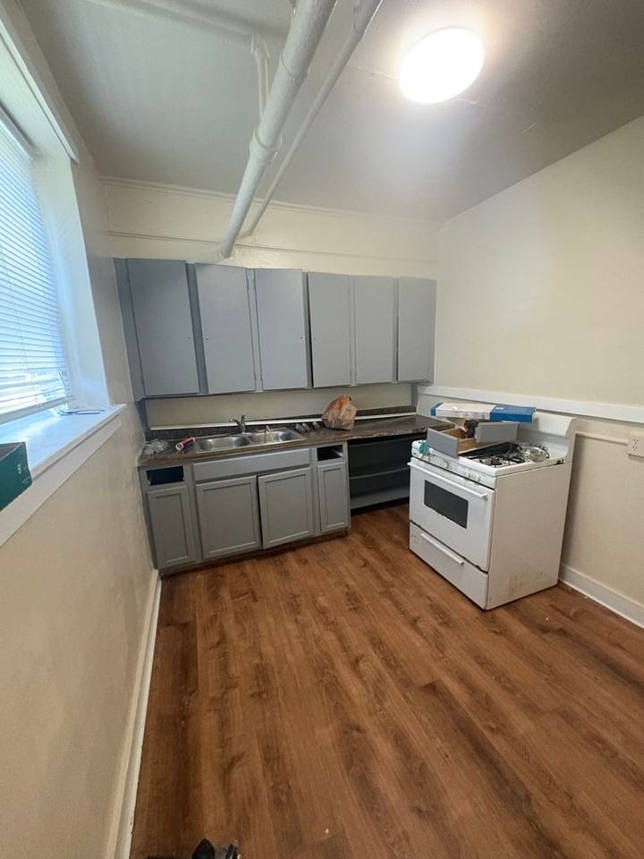 401 Ridgeway Ave. - Photo 5 of 12