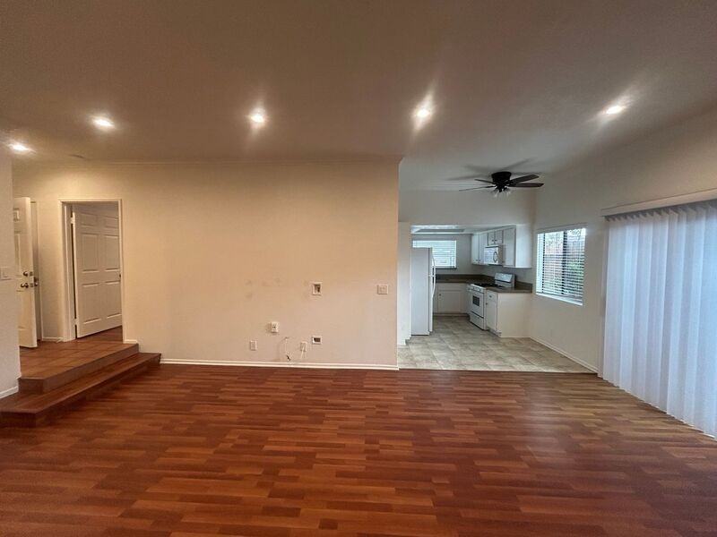 4412 Ocean View Blvd #106 - Photo 5 of 10