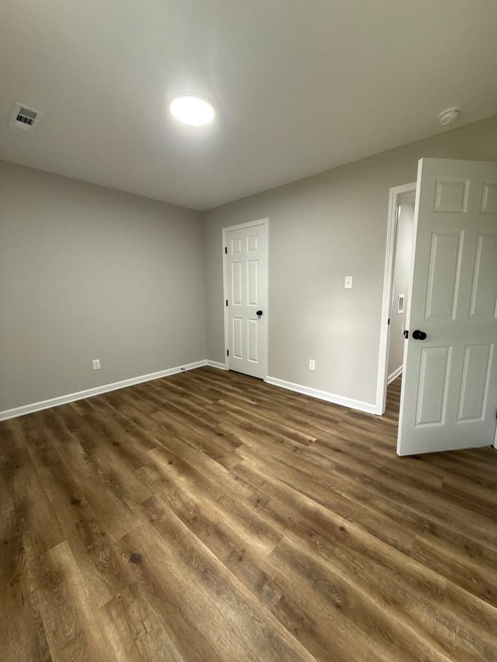 930 Norris St #1 - Photo 4 of 9