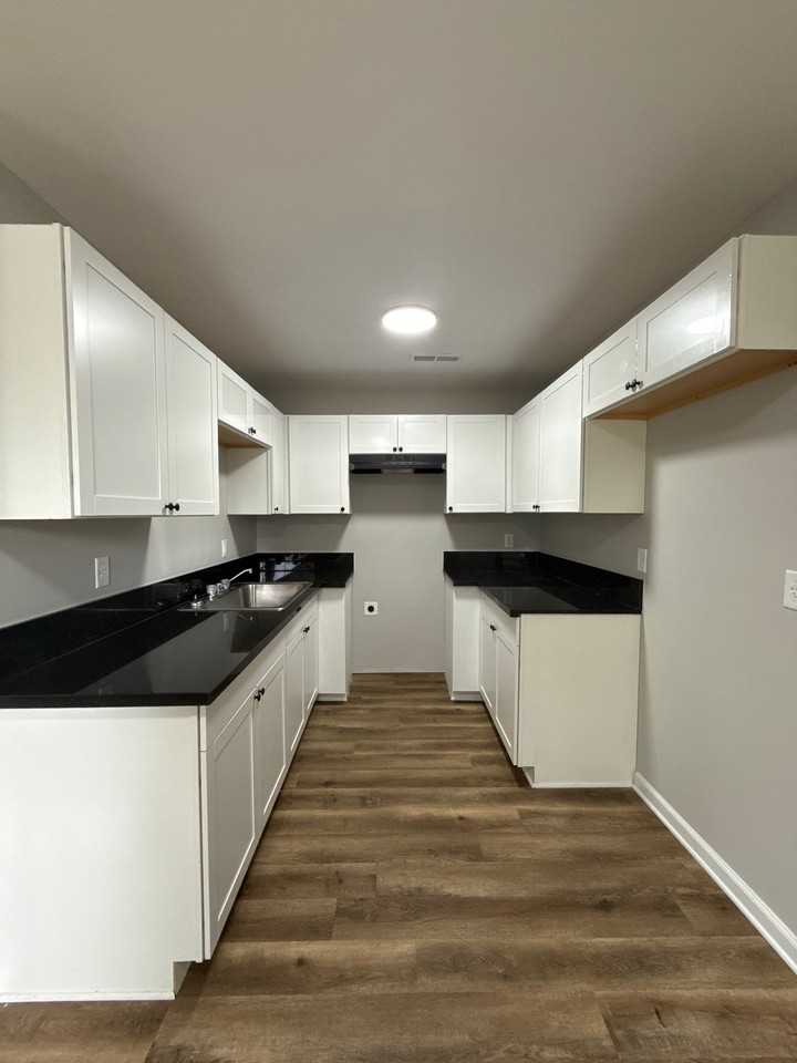 930 Norris St #1 - Photo 5 of 9