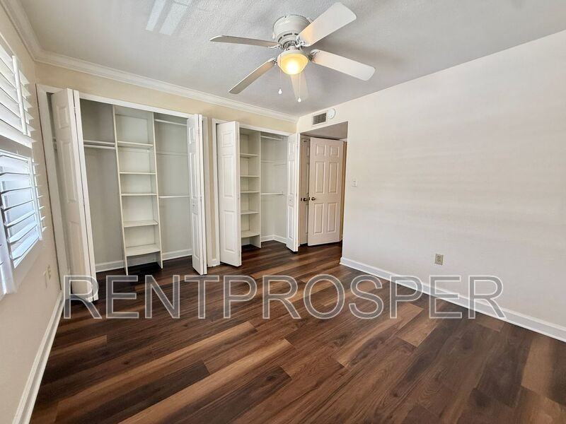 1100 Delaney Ave #F201 - Photo 6 of 16