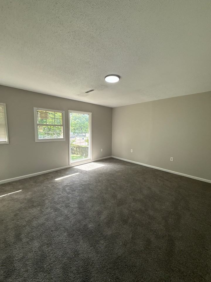925 Norris St #1 - Photo 6 of 30