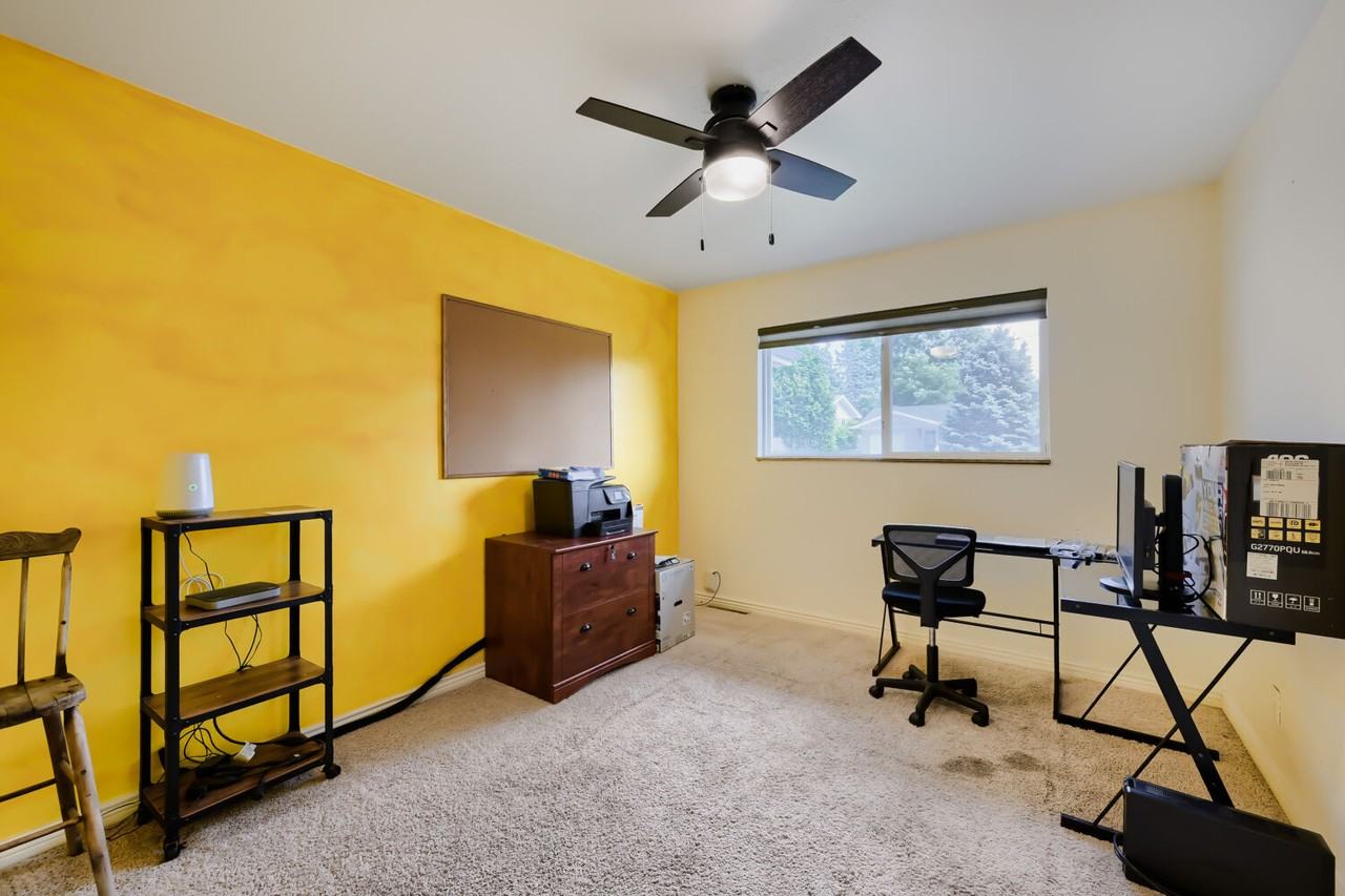 1007 Venus Dr #1 - Photo 3 of 17