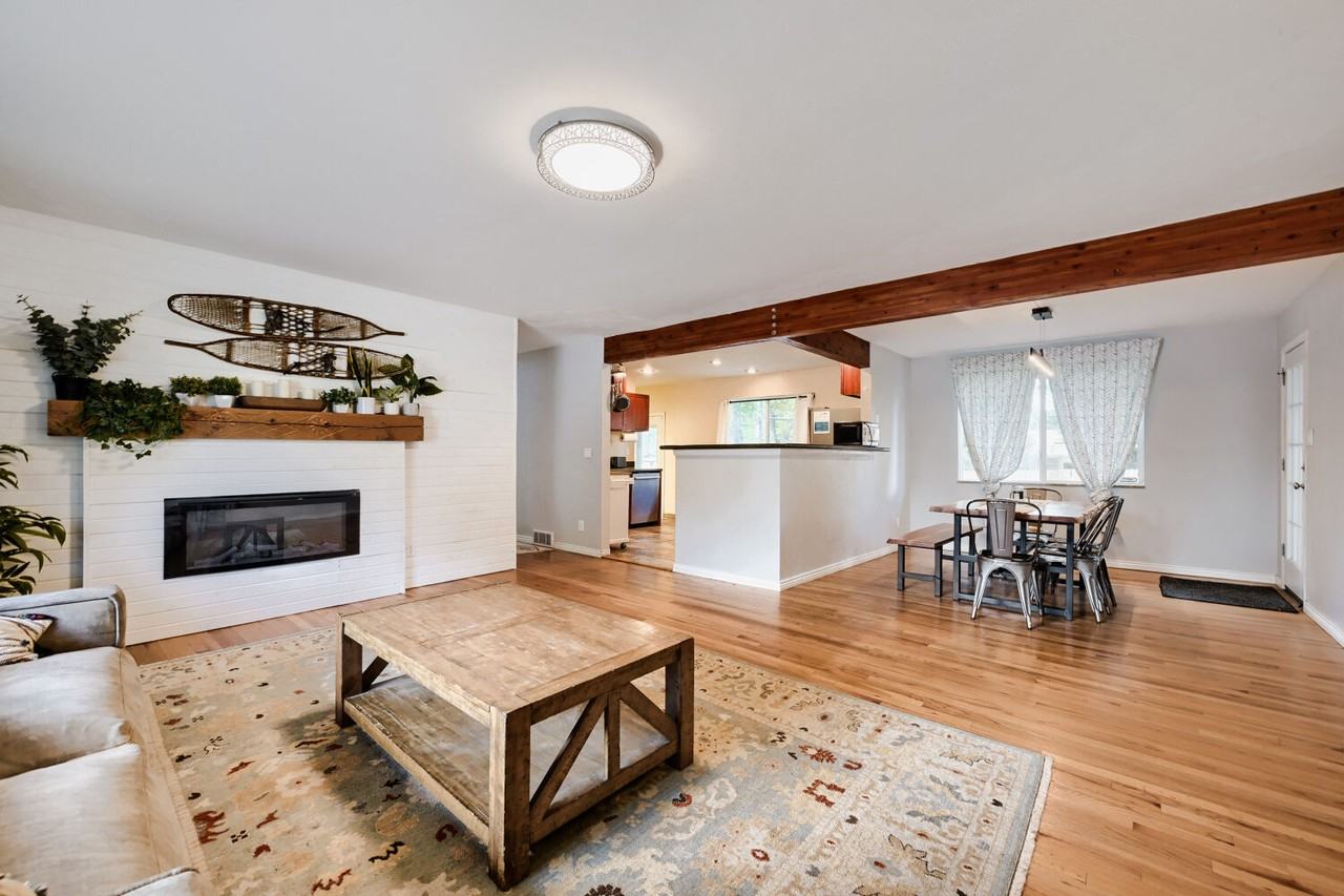 1007 Venus Dr #1 - Photo 6 of 17