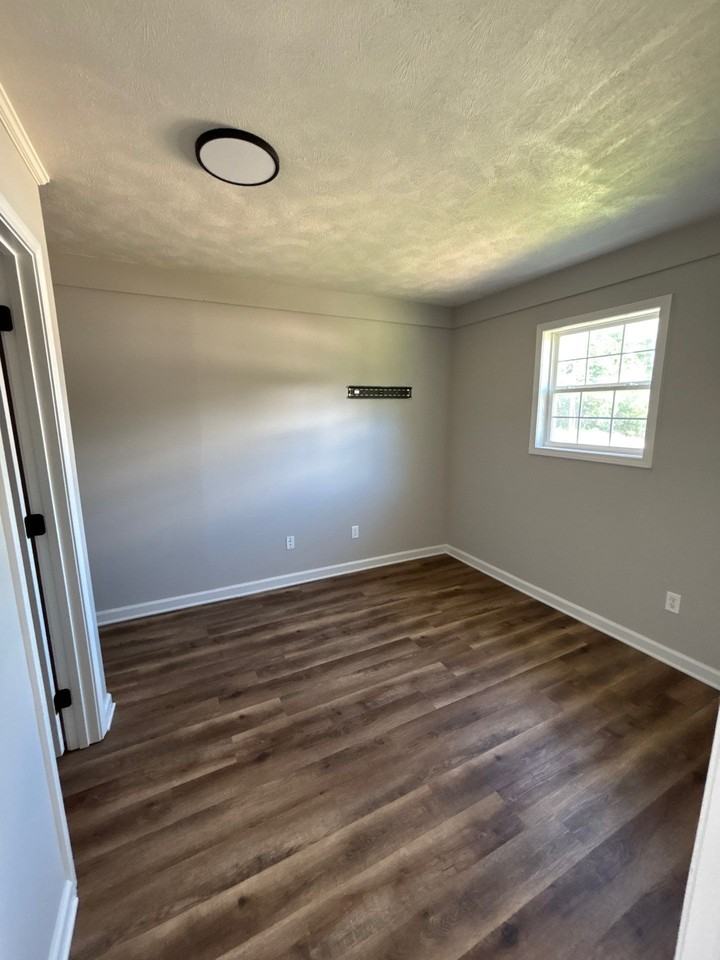 144 Sarah Cir #1 - Photo 6 of 9