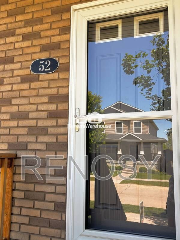52 Se Booth Ave - Photo 3 of 21