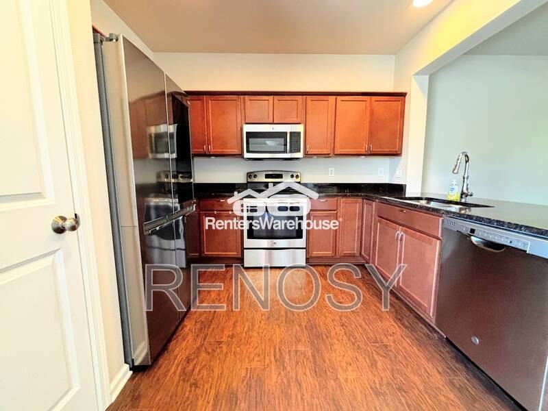 52 Se Booth Ave - Photo 6 of 21