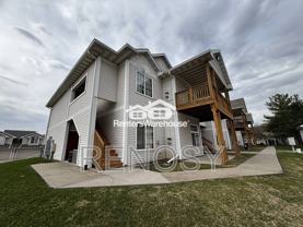 950 67th St #410 - Photo 1 of 1