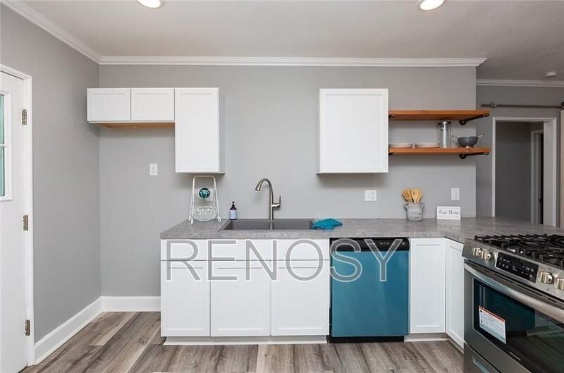 4124 3rd St - Photo 6 of 19