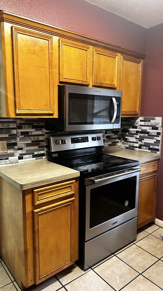 3605 Crestbrook Ct #1 - Photo 2 of 10